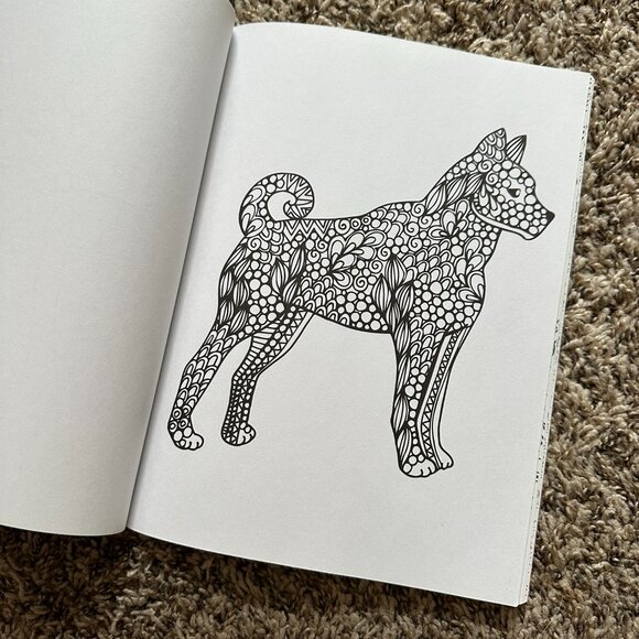 ๐ Color Creatives Dog Days Christmas Coloring Book 2023 - Picture 4 of 7